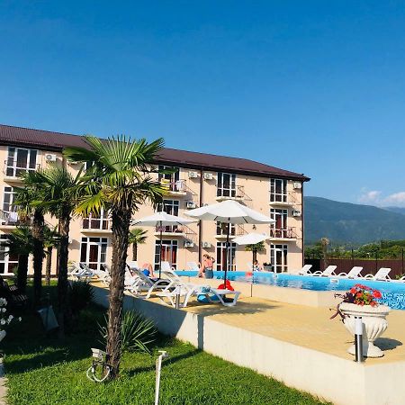 Hotel Askar Alakhadzi Exterior foto