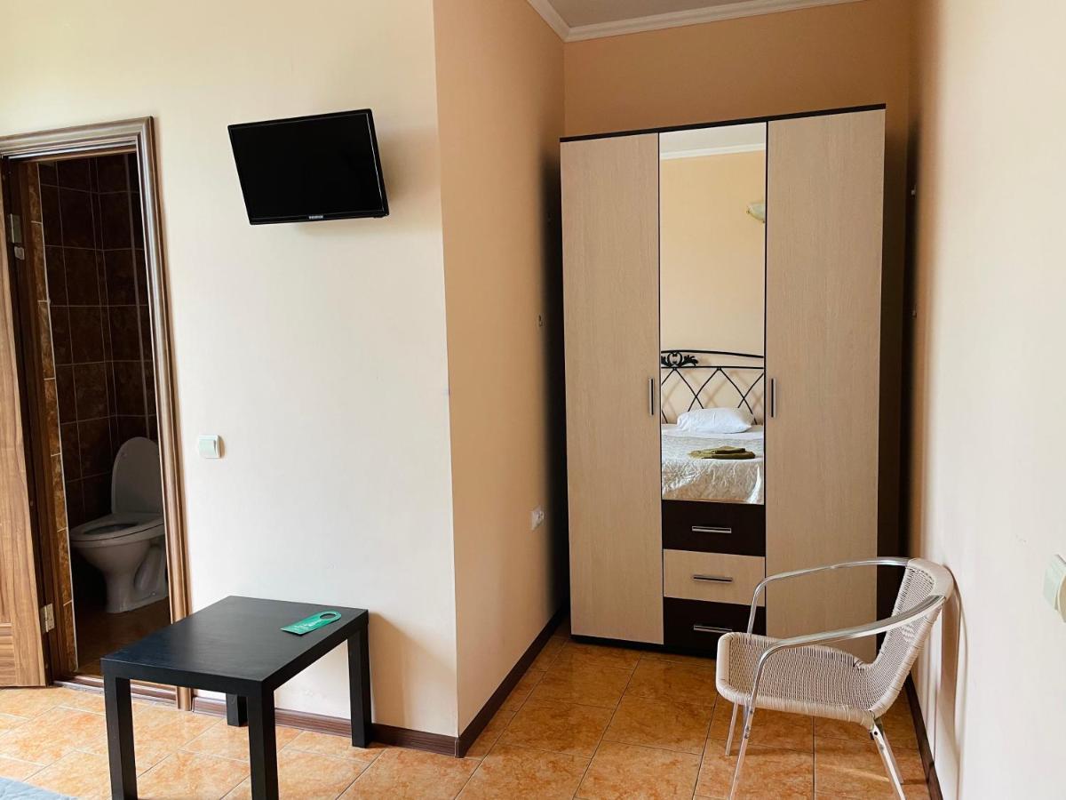 Hotel Askar Alakhadzi Exterior foto
