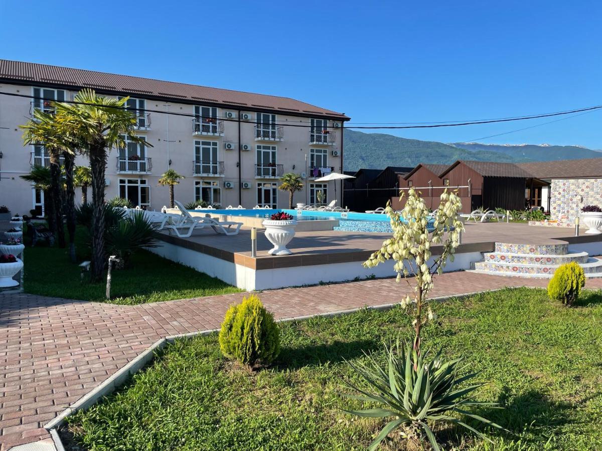 Hotel Askar Alakhadzi Exterior foto